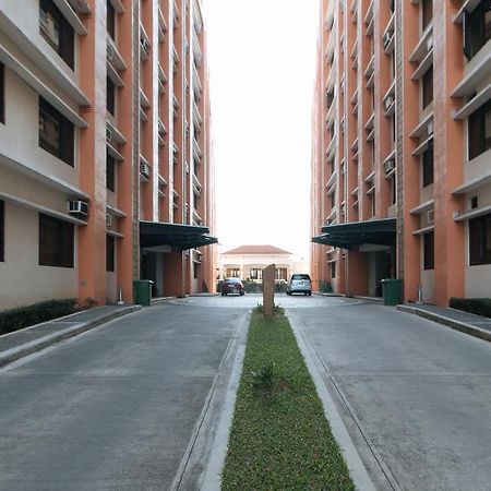 Reddoorz Plus @ Cuarto Verde Staycation Las Piñas المظهر الخارجي الصورة
