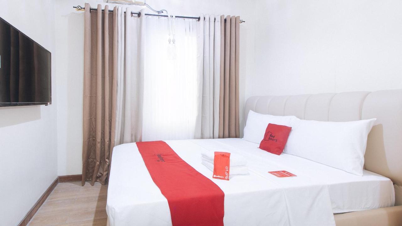 Reddoorz Plus @ Cuarto Verde Staycation Las Piñas المظهر الخارجي الصورة