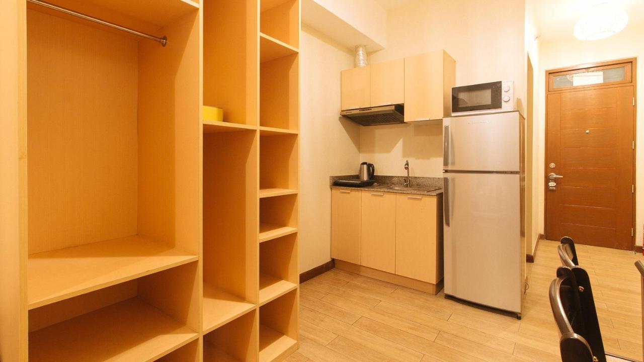 Reddoorz Plus @ Cuarto Verde Staycation Las Piñas المظهر الخارجي الصورة