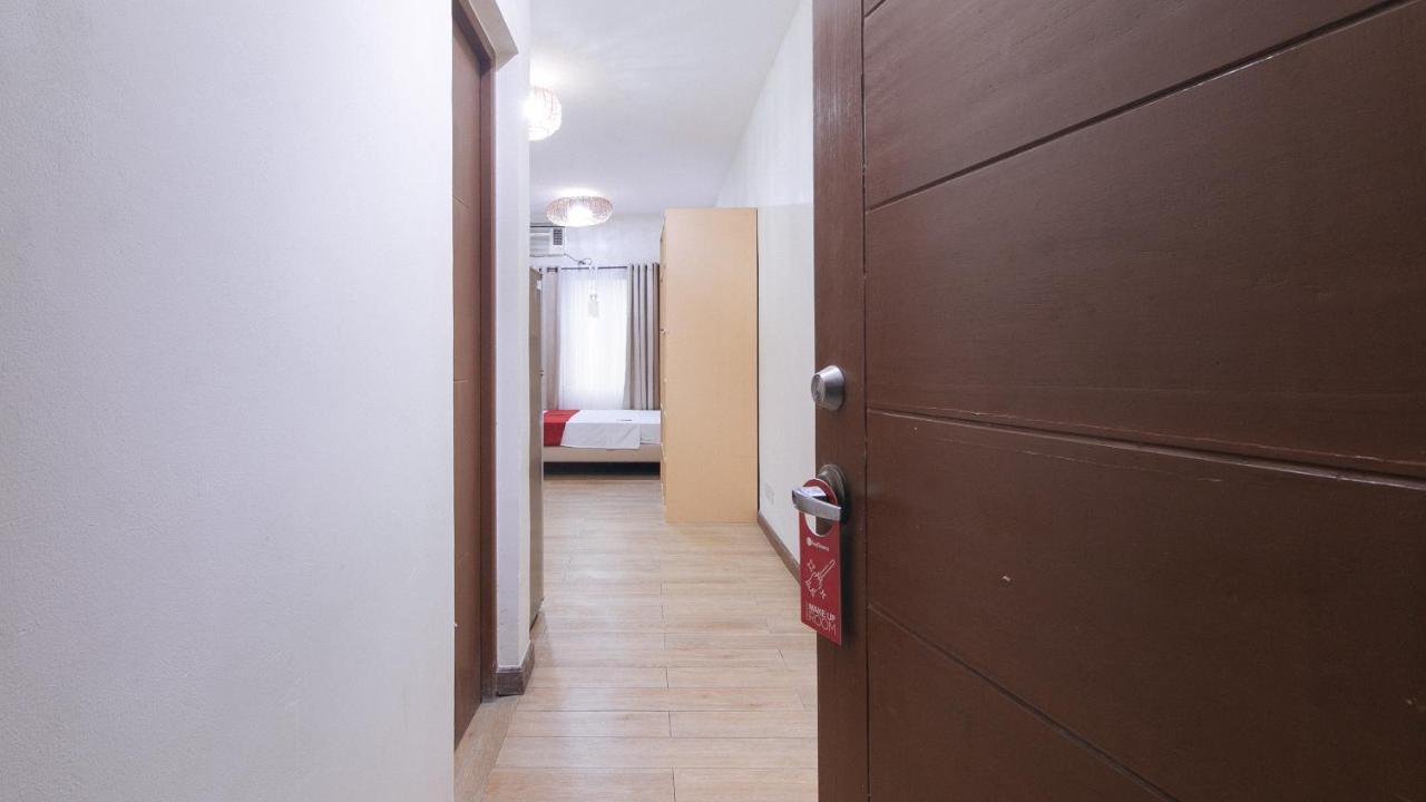 Reddoorz Plus @ Cuarto Verde Staycation Las Piñas المظهر الخارجي الصورة