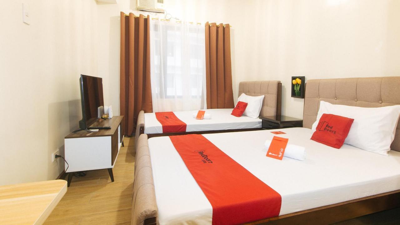Reddoorz Plus @ Cuarto Verde Staycation Las Piñas المظهر الخارجي الصورة