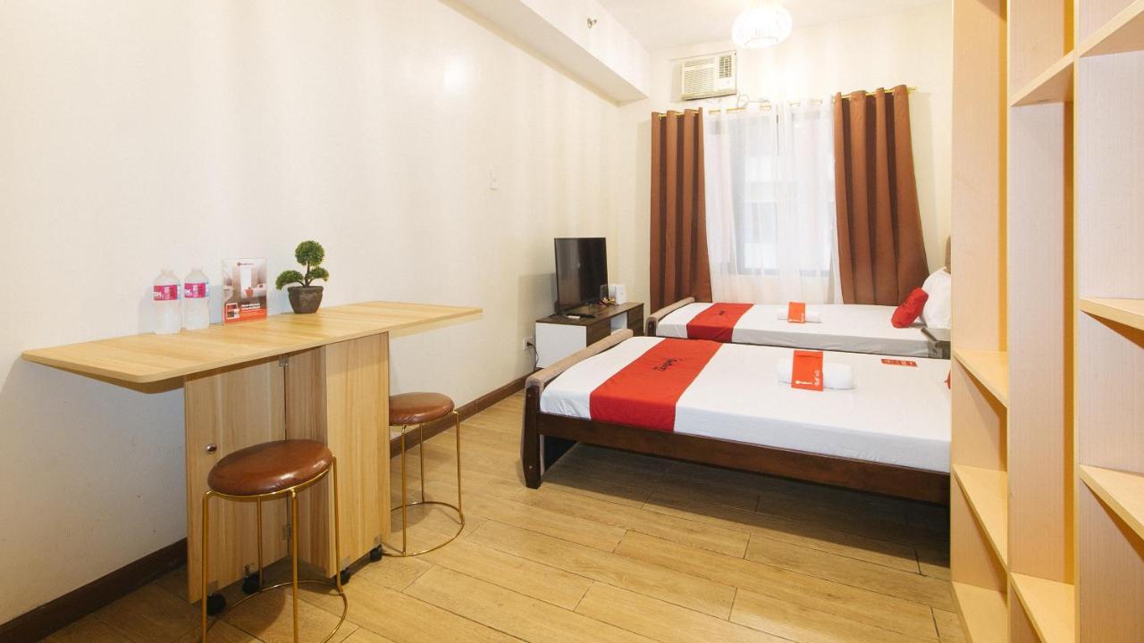 Reddoorz Plus @ Cuarto Verde Staycation Las Piñas المظهر الخارجي الصورة