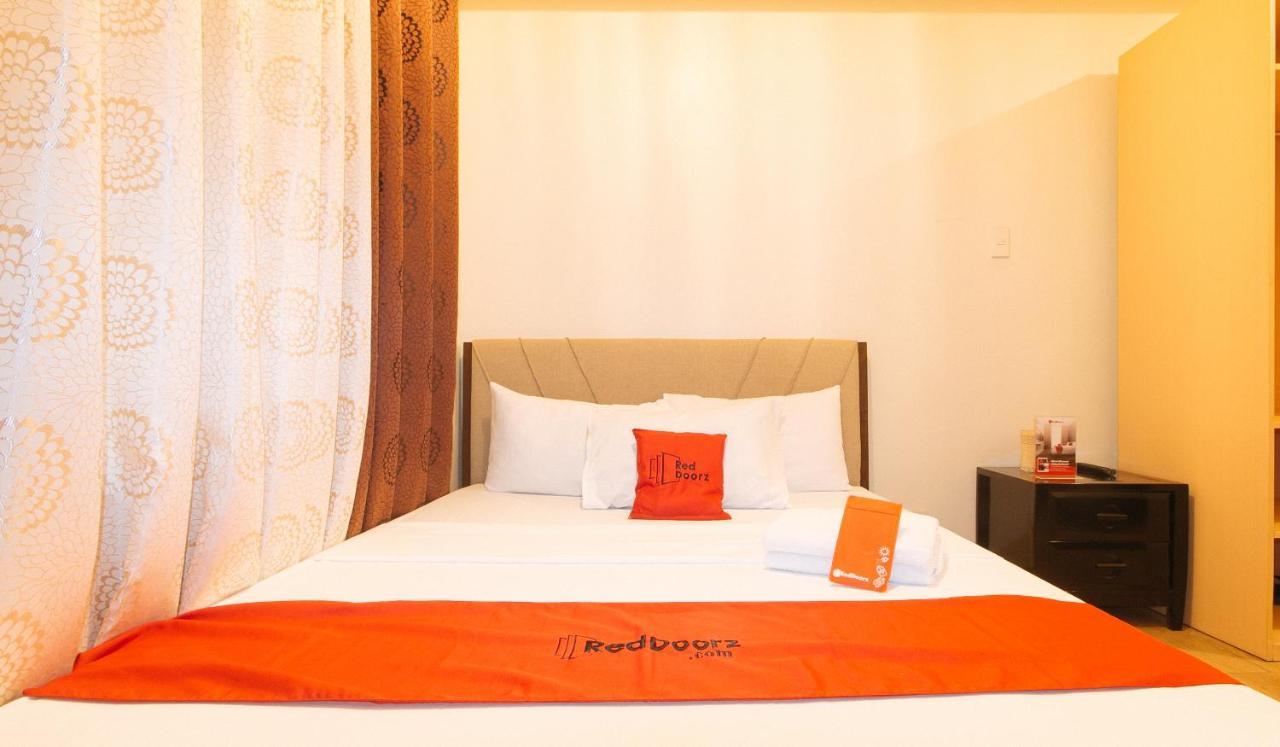 Reddoorz Plus @ Cuarto Verde Staycation Las Piñas المظهر الخارجي الصورة