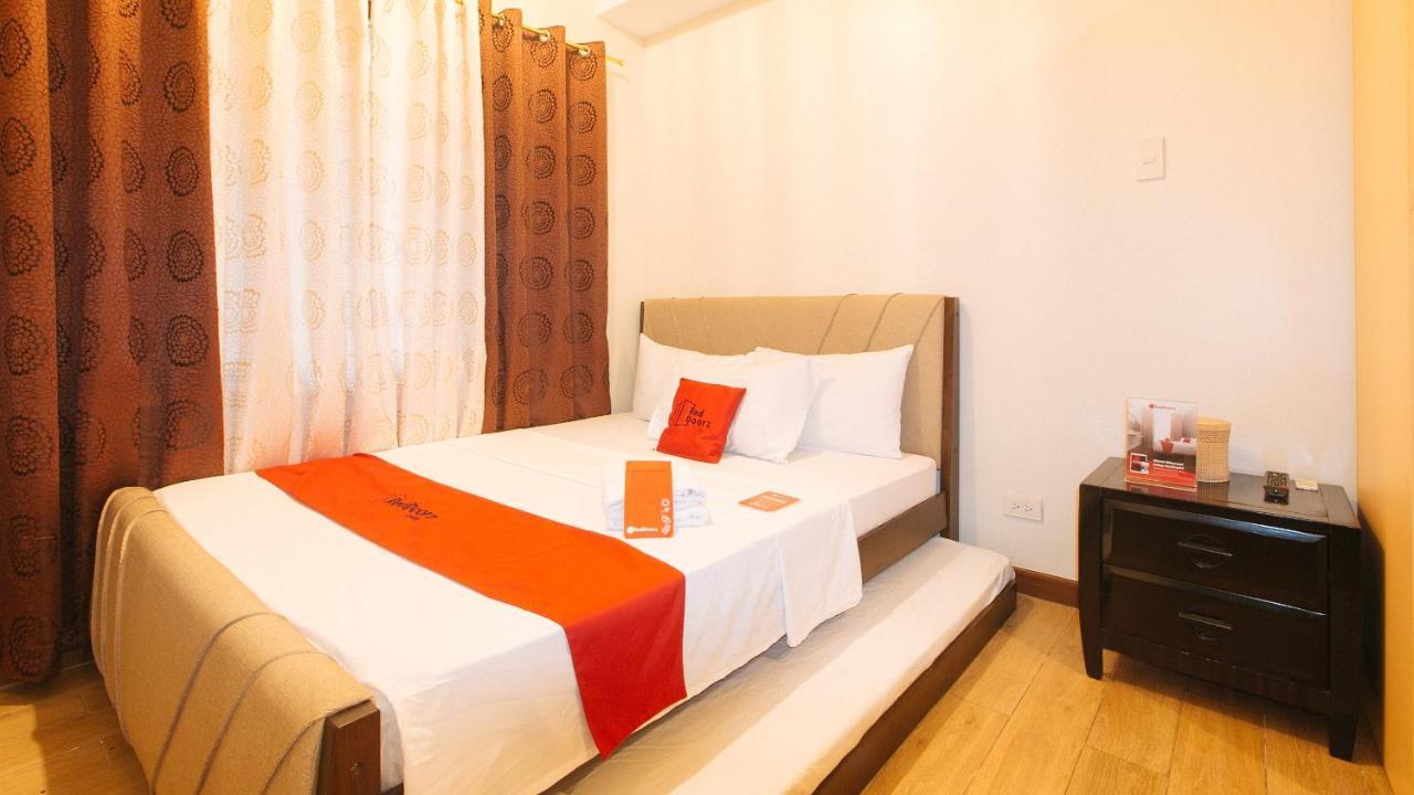 Reddoorz Plus @ Cuarto Verde Staycation Las Piñas المظهر الخارجي الصورة