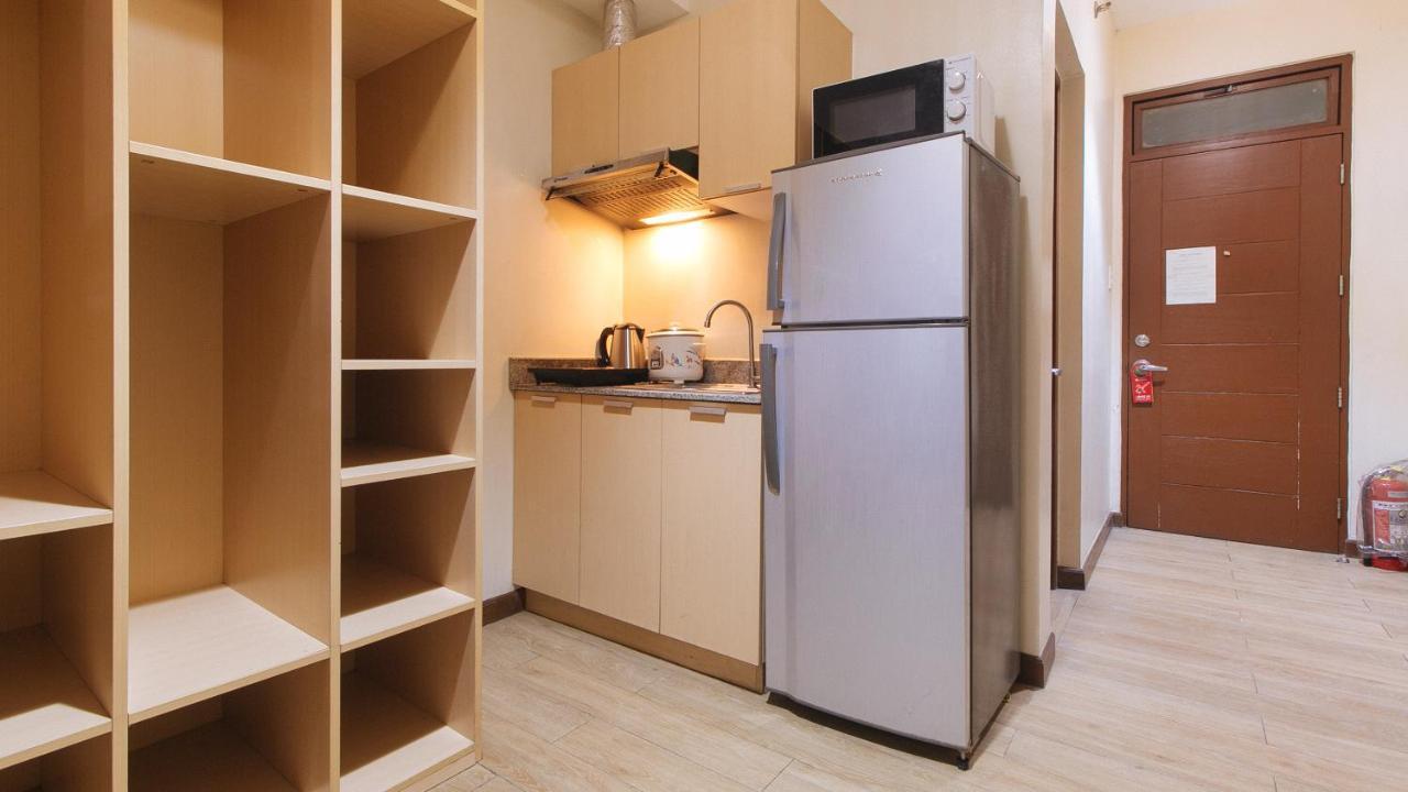 Reddoorz Plus @ Cuarto Verde Staycation Las Piñas المظهر الخارجي الصورة